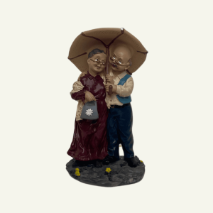 Riparo d’Amore – Abuelitos con Paraguas 14x10x25cm