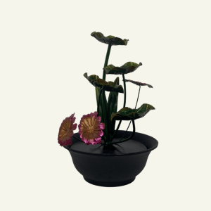 Fontana “Fiori d’Acciaio” – Pileta Decorativa con Flores Metálicas 30x22x36cm